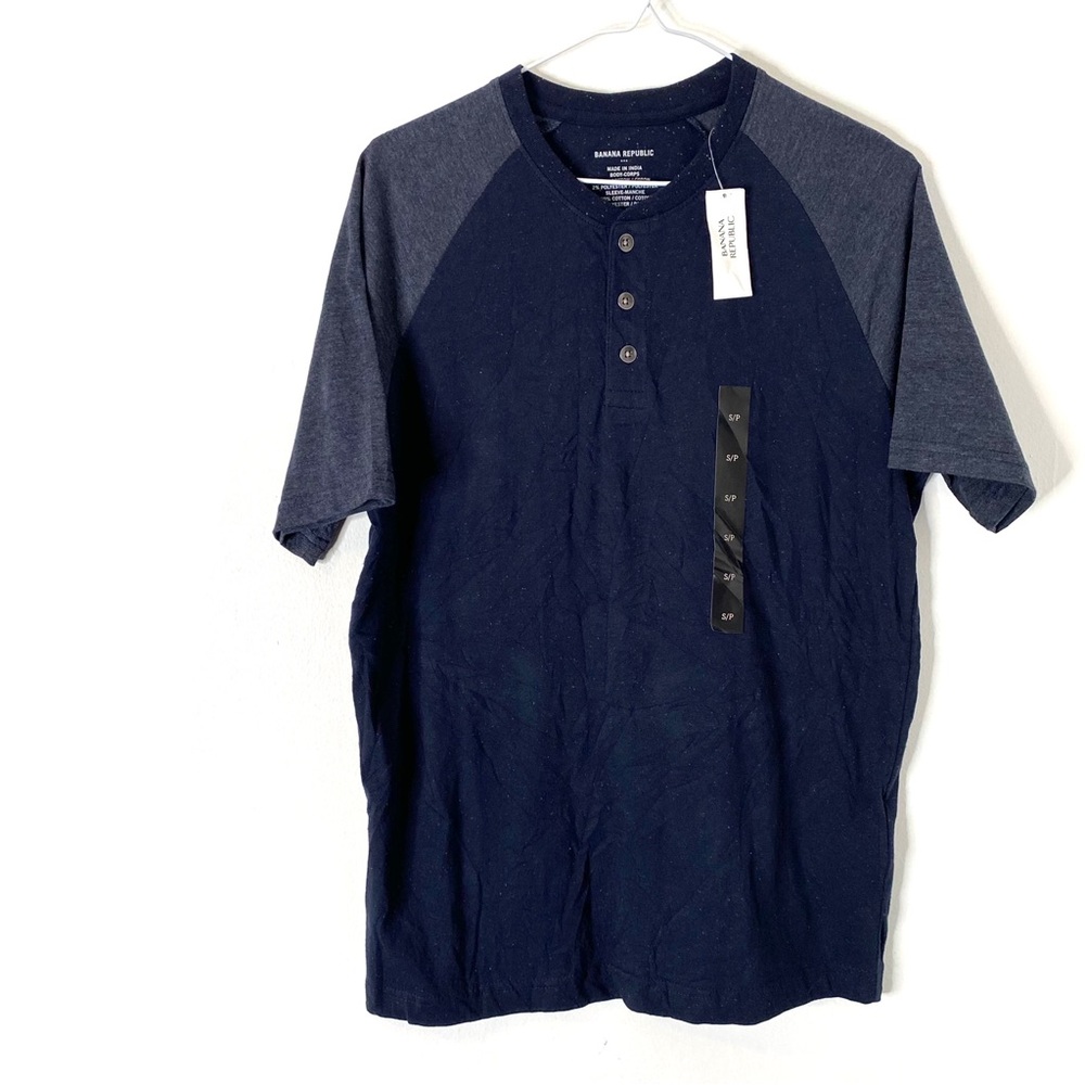 Banana Republic Navy Blue Grey Quarter Button Crew Neck Henley Tee NWT